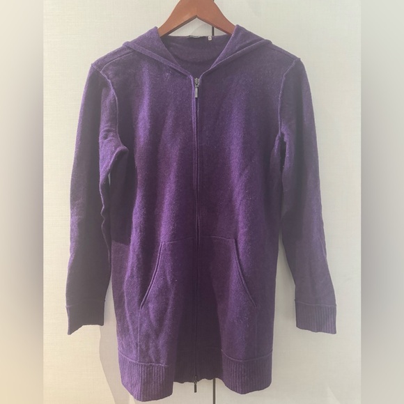 Magaschoni Sweaters - Purple Cashmere sweater. Size XS.